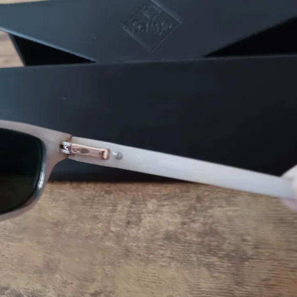 Guess RX frames - Picture 7 of 7